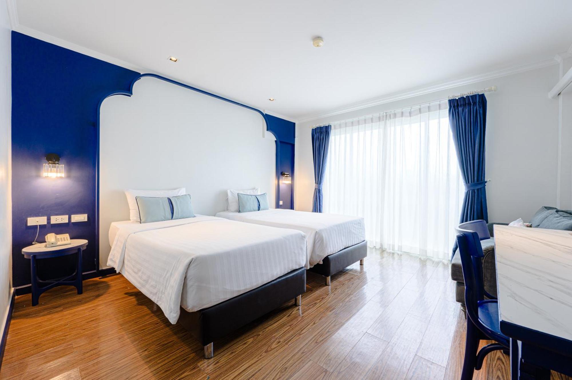Bhukitta Boutique Hotel Phuket Town Стая снимка